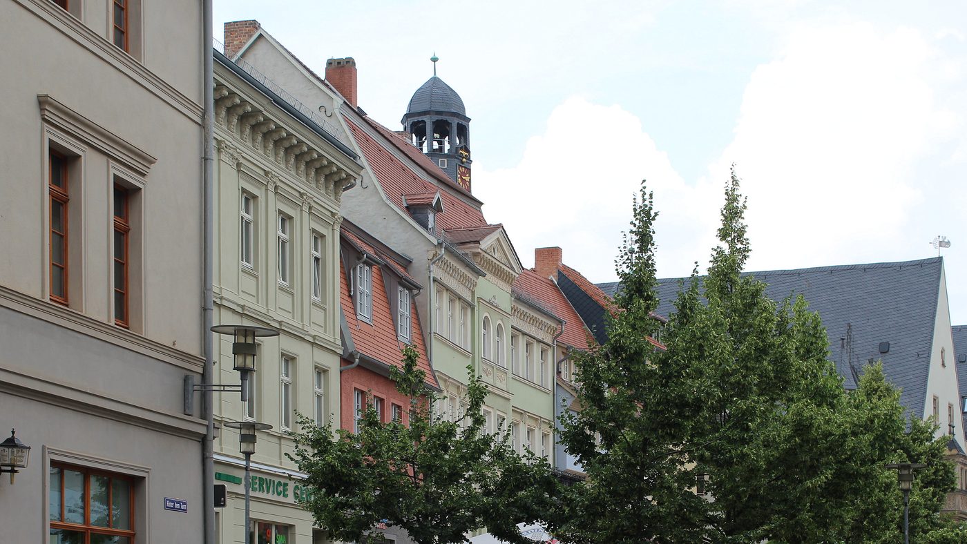 Der Markt von Aschersleben mit der historischen Häuserzeile, Einsatzgebiet von ASL Gutachten